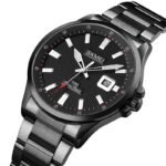 SKMEI 1654 durable men’s waterproof luminous quartz watch closeup